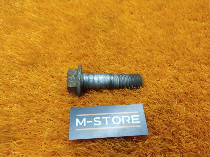 болт подвески, 50 рублей, Красноярск