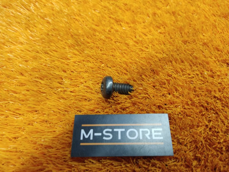 болт подвески, 50 рублей, Красноярск