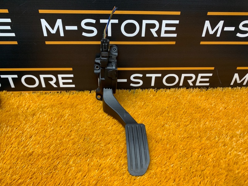 педаль газа, 1400 рублей, Красноярск