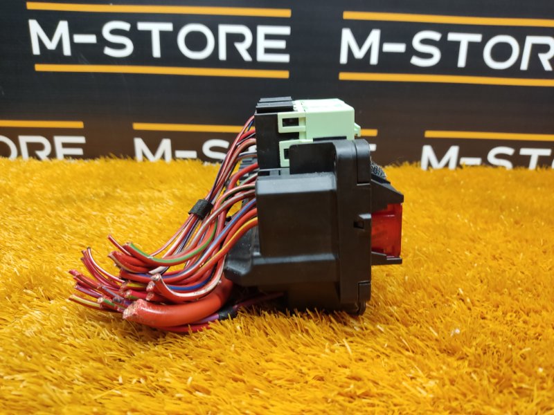 блок предохранителей, 400 рублей, Красноярск