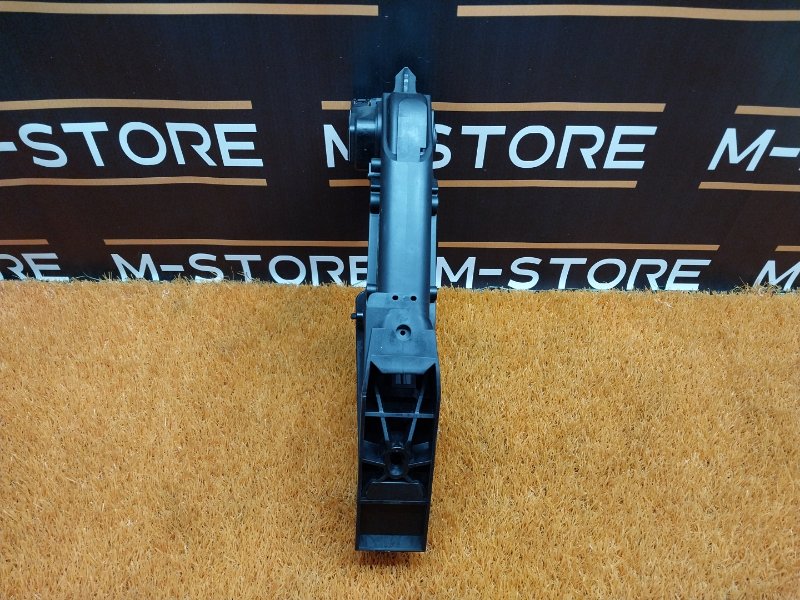 педаль газа, 1800 рублей, Красноярск