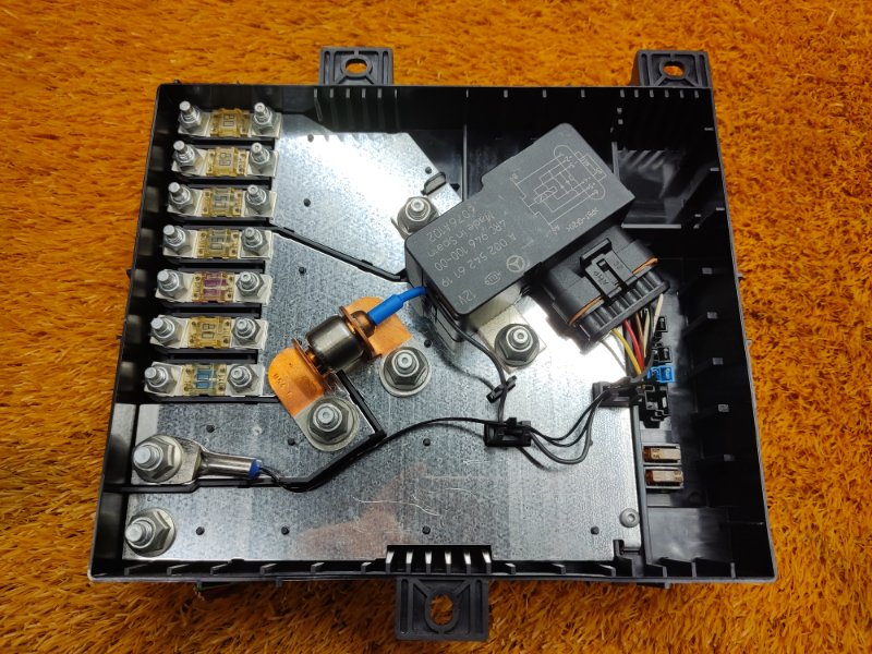 Блок управления бортовой сети, 1000 рублей, Красноярск