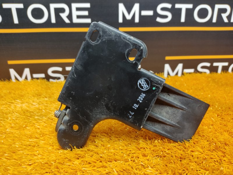 замок капота, 860 рублей, Красноярск