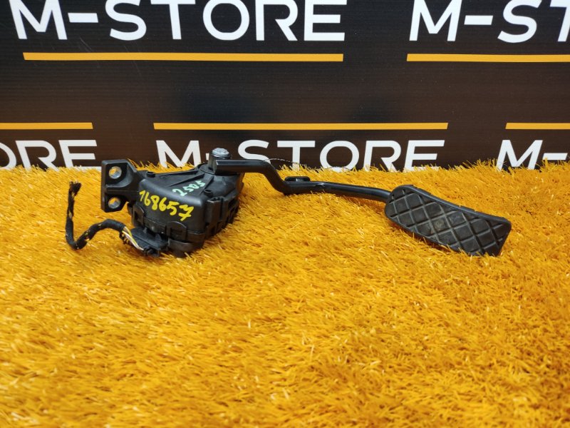 педаль газа, 910 рублей, Красноярск