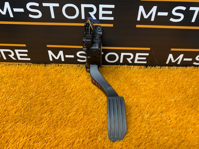 педаль газа, 1400 рублей, Красноярск