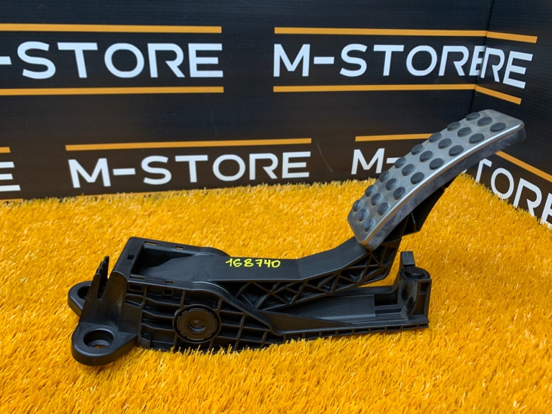 педаль газа, 1000 рублей, Красноярск