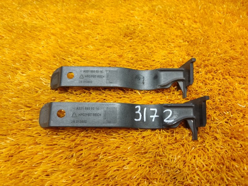 крепление бампера, 600 рублей, Красноярск