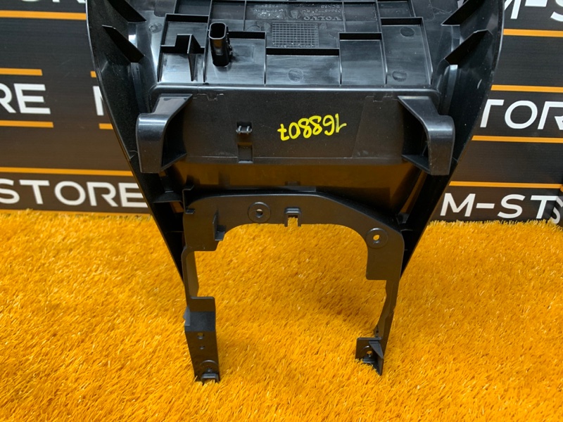 Накладка центральной консоли, 930 рублей, Красноярск