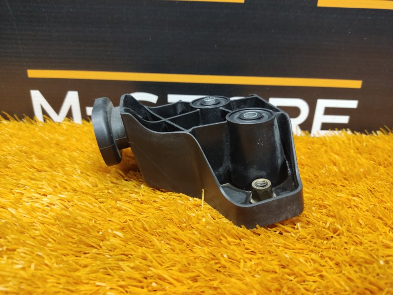 крепление бампера, 380 рублей, Красноярск