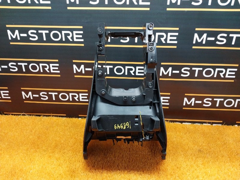 центральная консоль, 980 рублей, Красноярск