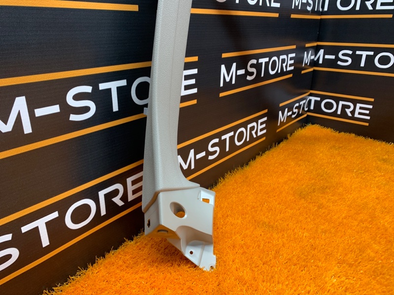 обшивка двери багажника, 670 рублей, Красноярск