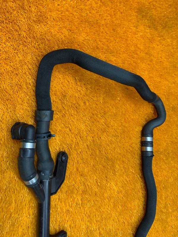 Патрубок системы охлаждения, 1500 рублей, Красноярск