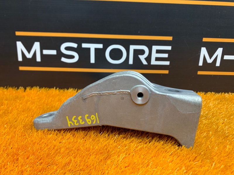 Кронштейн подушки двигателя, 910 рублей, Красноярск