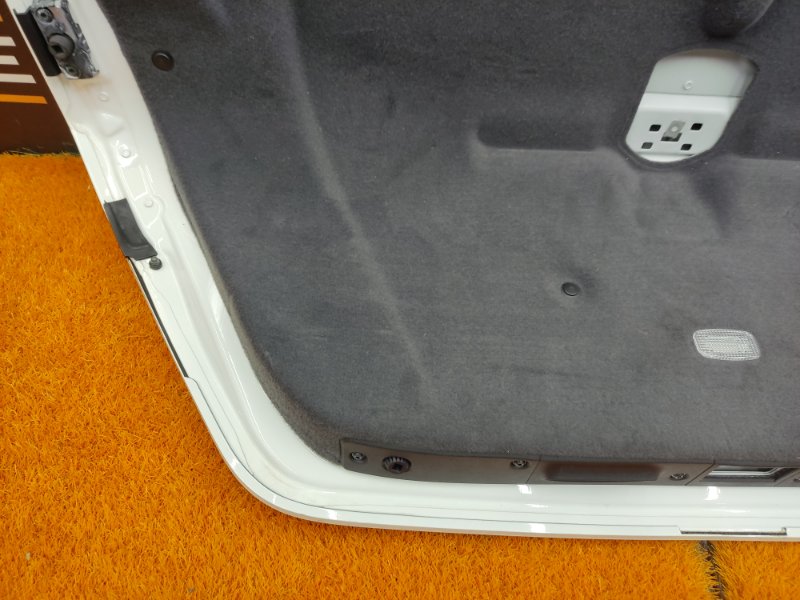 крышка багажника, 4000 рублей, Красноярск