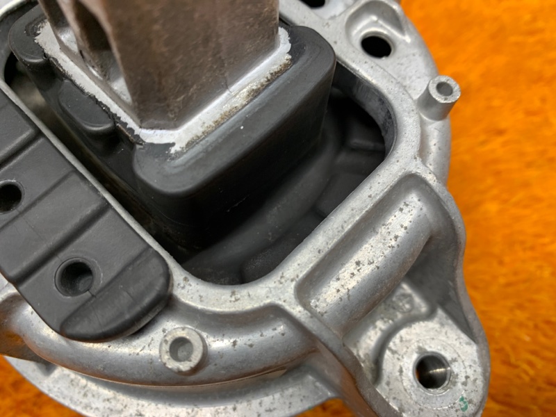 подушка двигателя, 2080 рублей, Красноярск