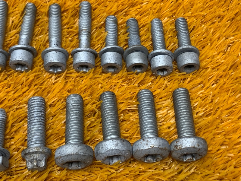 Болты и гайки ДВС, 630 рублей, Красноярск