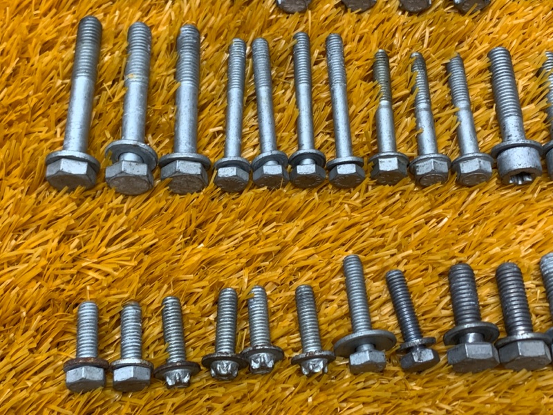 Болты и гайки ДВС, 630 рублей, Красноярск