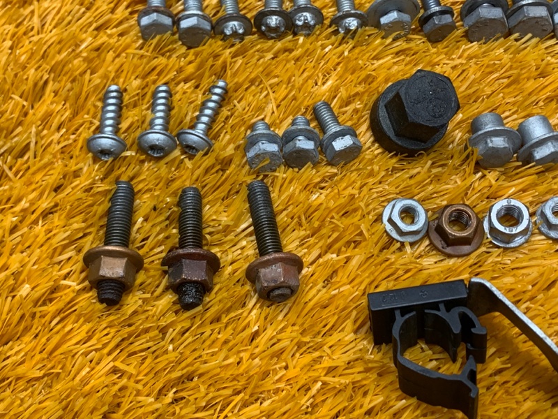 Болты и гайки ДВС, 630 рублей, Красноярск