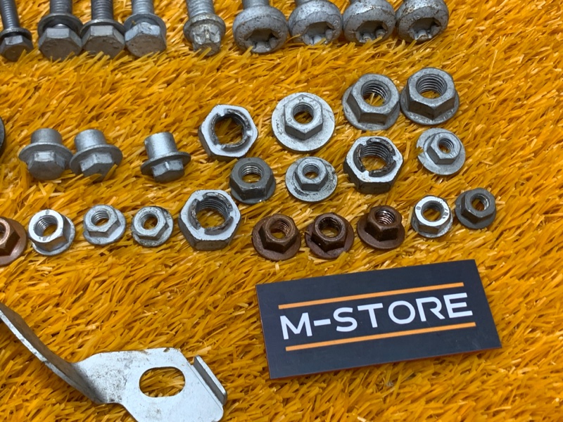 Болты и гайки ДВС, 630 рублей, Красноярск