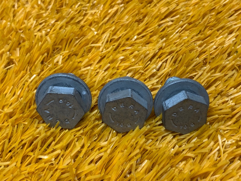 болт гидротрансформатора, 300 рублей, Красноярск