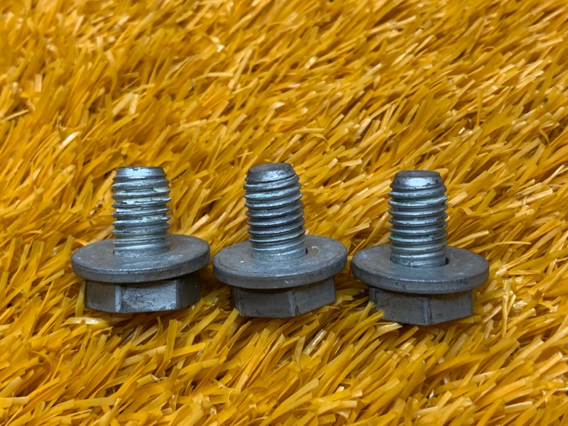 болт гидротрансформатора, 300 рублей, Красноярск