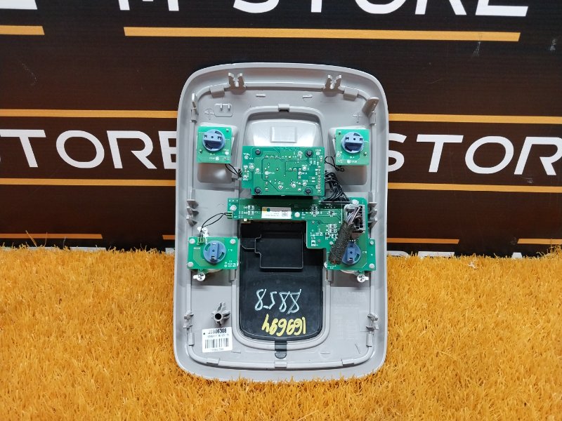 плафон освещения, 900 рублей, Красноярск