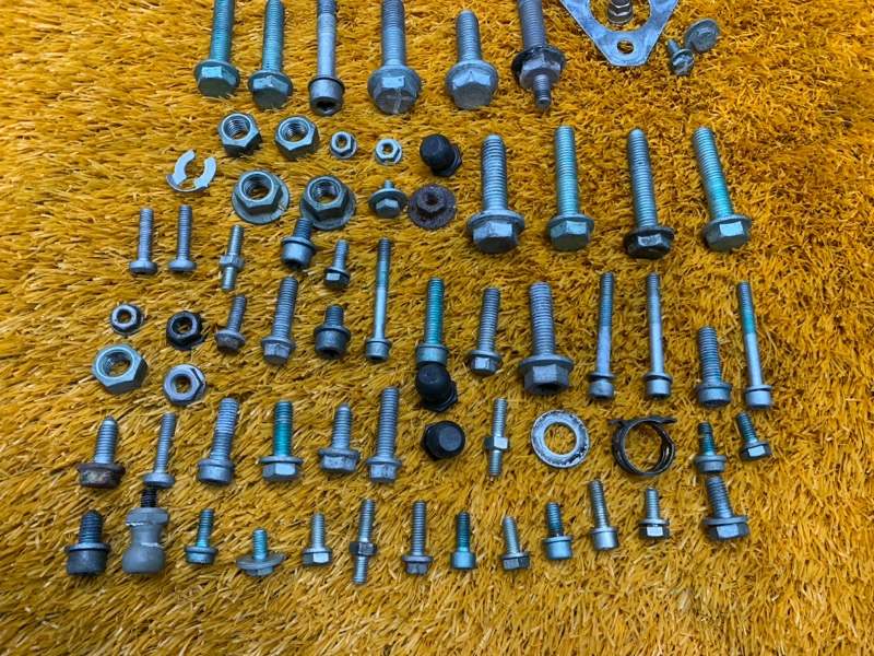 Болты и гайки ДВС, 630 рублей, Красноярск