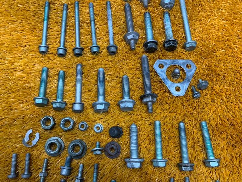 Болты и гайки ДВС, 630 рублей, Красноярск