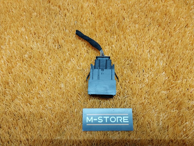 Кнопка подогрева сидений, 200 рублей, Красноярск