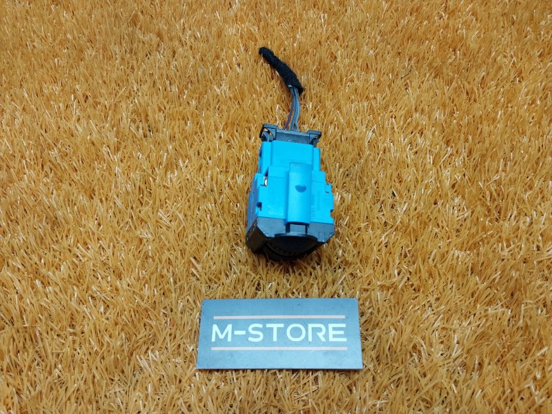 Кнопка освещения панели приборов, 200 рублей, Красноярск