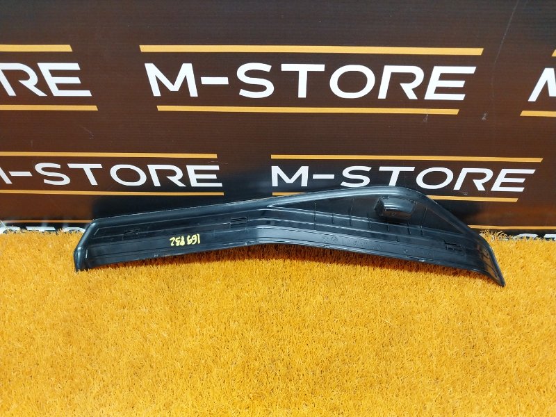 Накладка на порог салона, 350 рублей, Красноярск