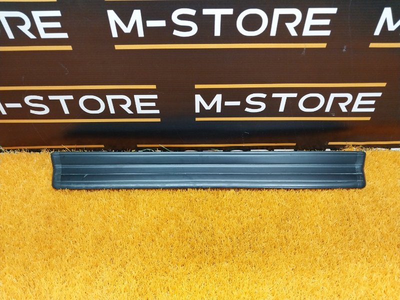 Накладка на порог салона, 350 рублей, Красноярск