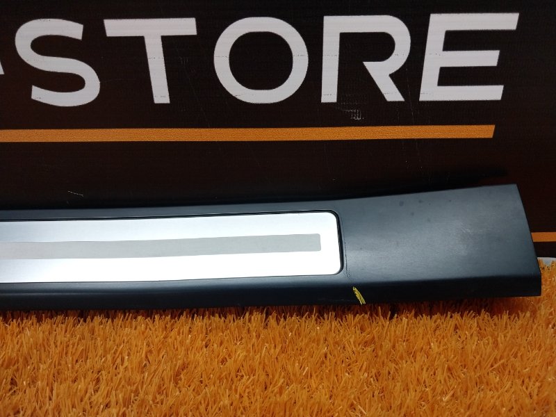 Накладка на порог салона, 480 рублей, Красноярск