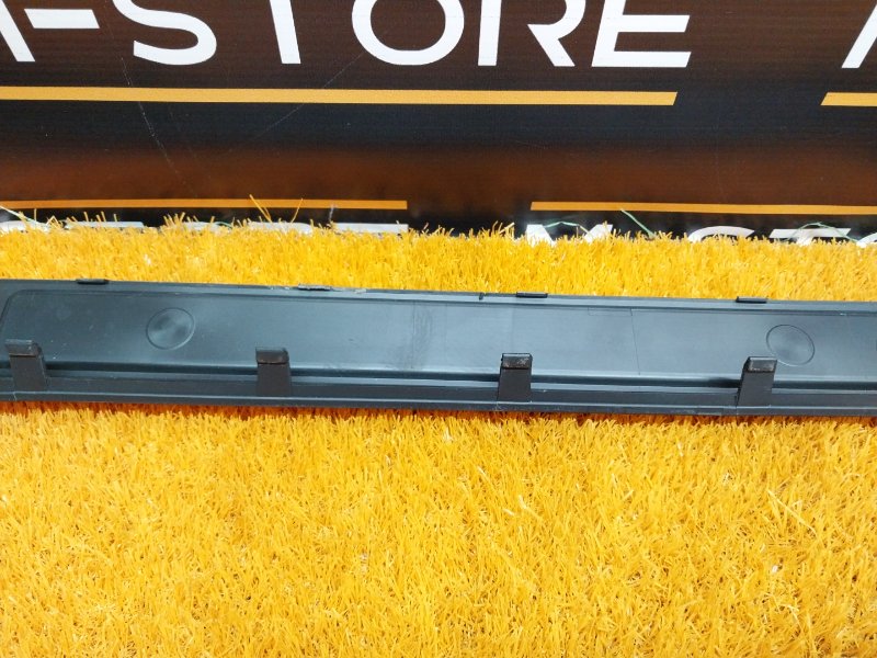 Накладка на порог салона, 410 рублей, Красноярск