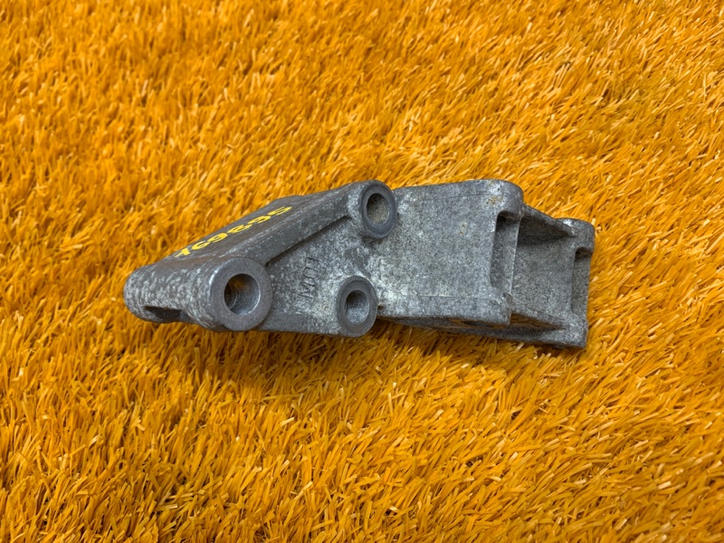 Кронштейн подушки двигателя, 930 рублей, Красноярск