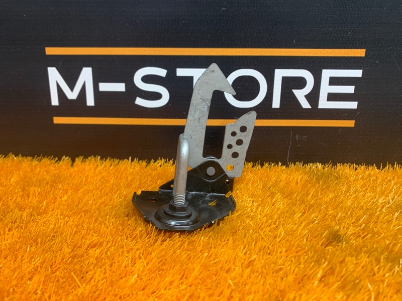 замок капота, 500 рублей, Красноярск