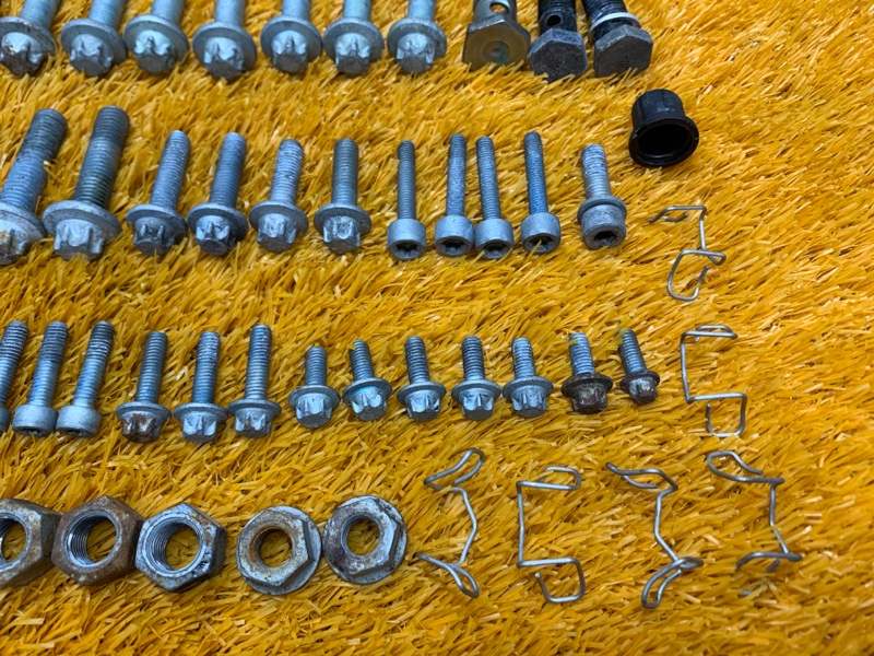 Болты и гайки ДВС, 630 рублей, Красноярск