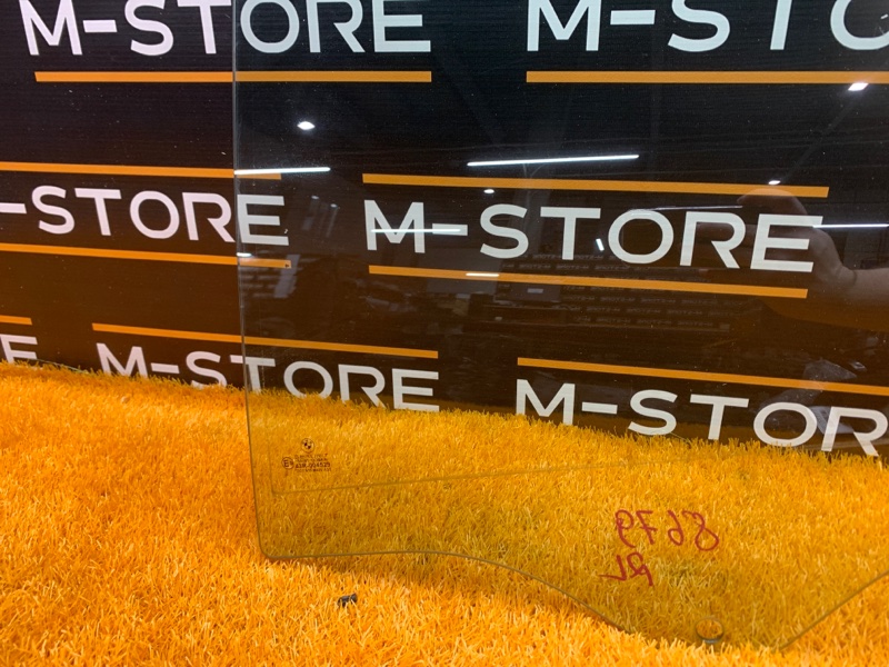 Стекло боковое, 350 рублей, Красноярск