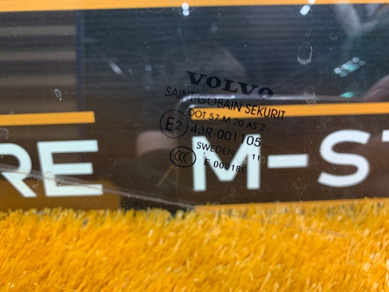 Стекло боковое, 980 рублей, Красноярск