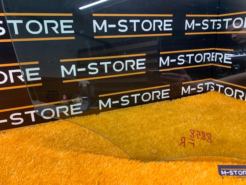 Стекло боковое, 1000 рублей, Красноярск