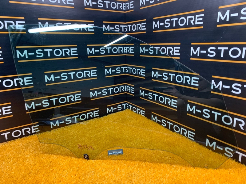 Стекло боковое, 670 рублей, Красноярск