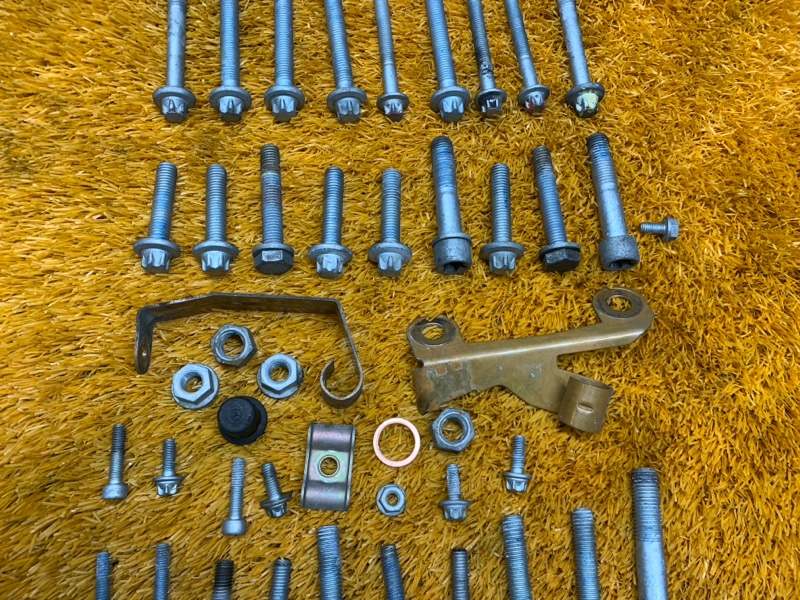 Болты и гайки ДВС, 630 рублей, Красноярск