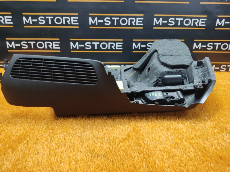 обшивка багажника, 1290 рублей, Красноярск