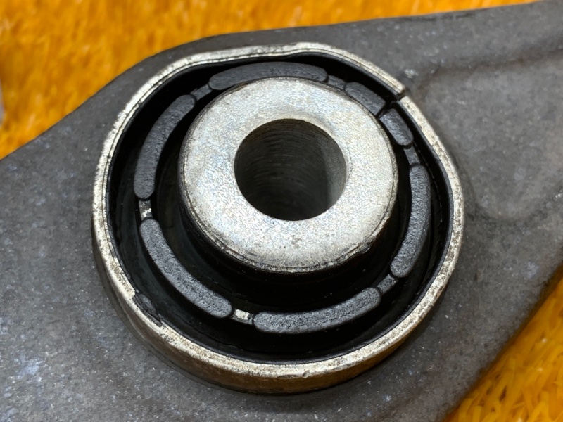 Рычаг подвески нижний, 960 рублей, Красноярск