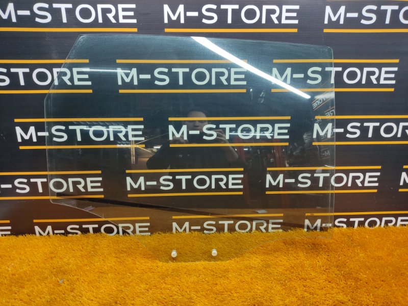 Стекло боковое, 1290 рублей, Красноярск