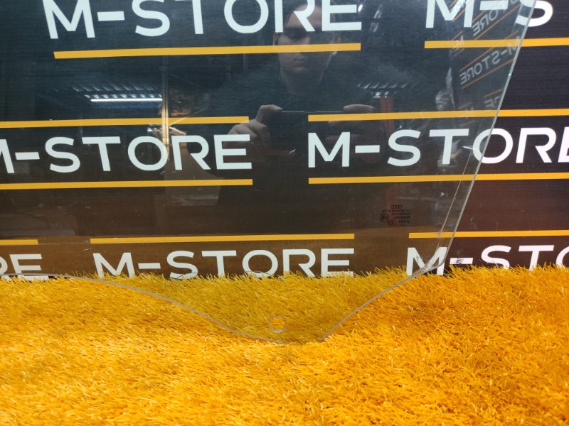 Стекло боковое, 1290 рублей, Красноярск