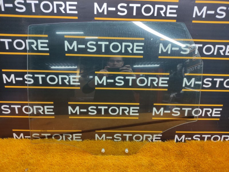 Стекло боковое, 980 рублей, Красноярск