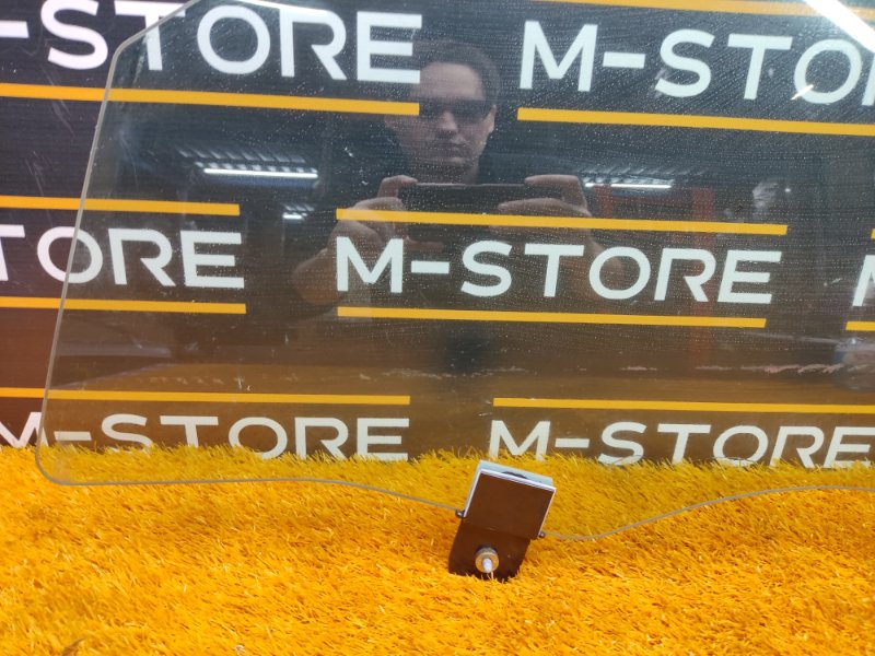 Стекло боковое, 1920 рублей, Красноярск