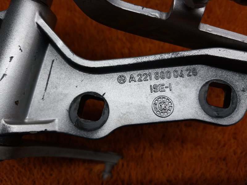 петля капота, 1640 рублей, Красноярск