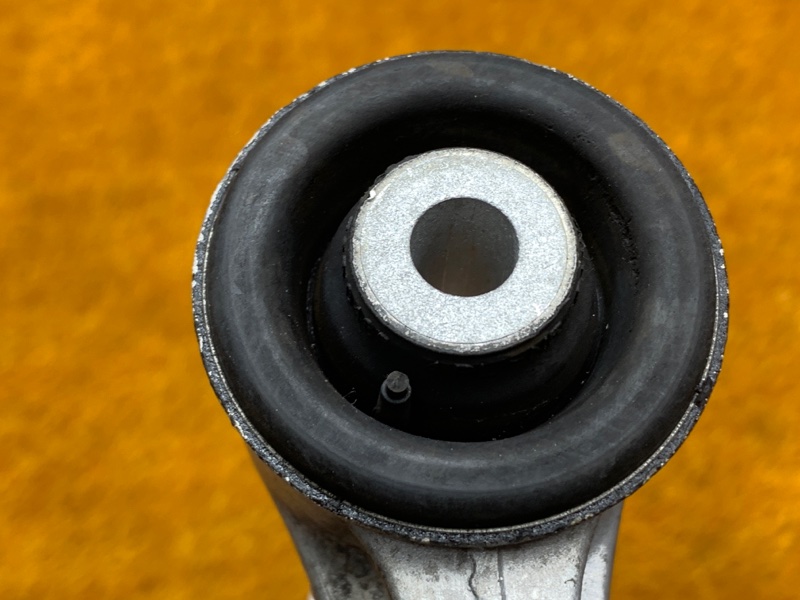 Рычаг подвески верхний, 1000 рублей, Красноярск